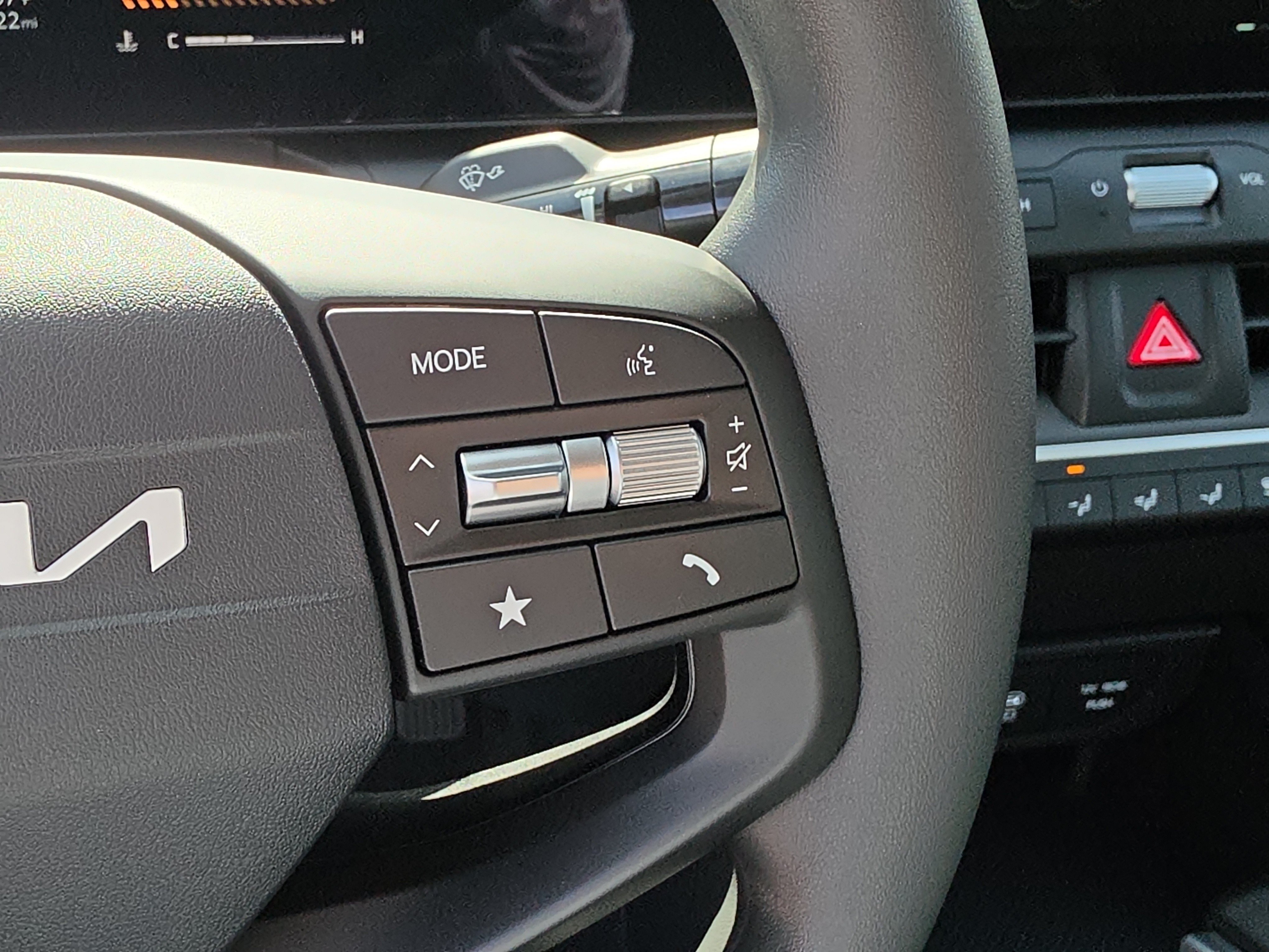 New 2026 Deep Sea Blue Kia LXS image 30