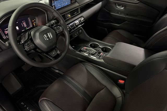 New 2026 Platinum White Pearl Honda Black Edition image 8