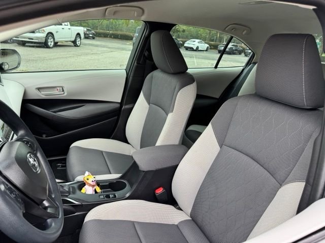 Used 2026  Toyota LE image 11