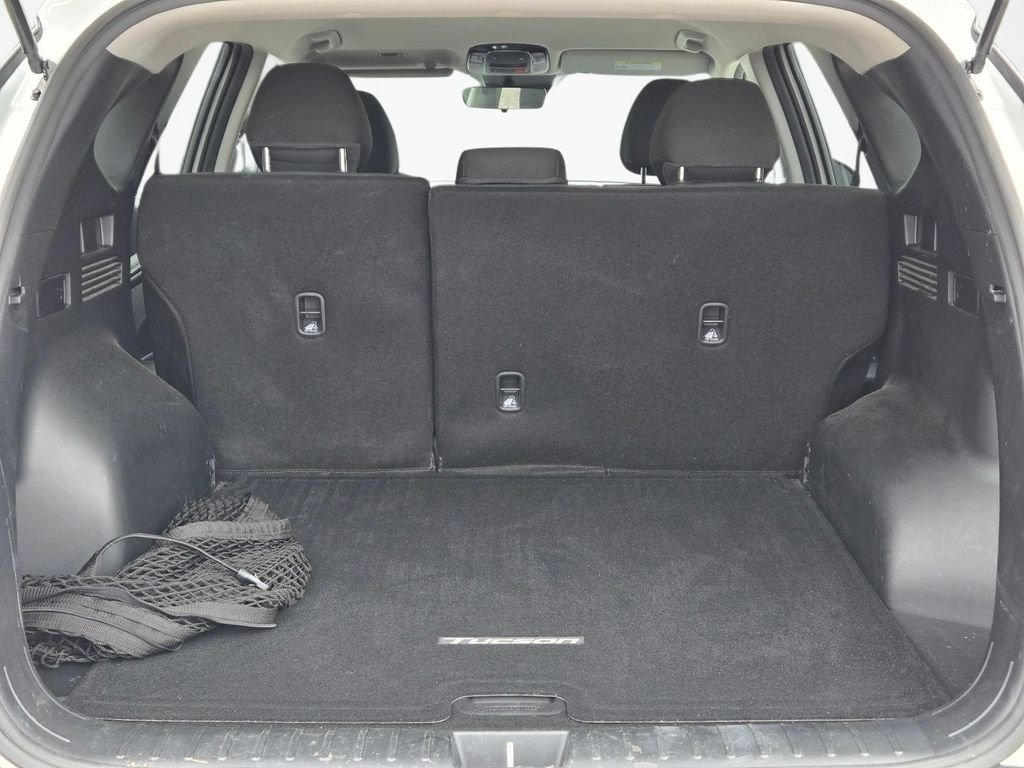 Used 2022 Gray Hyundai SEL image 8