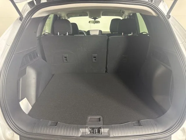 New 2026 Oxford White Ford Active image 21