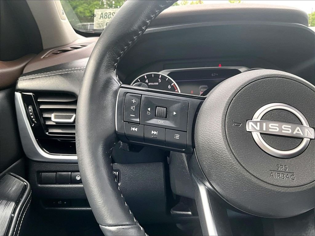 Used 2023 Gray Nissan SL image 23