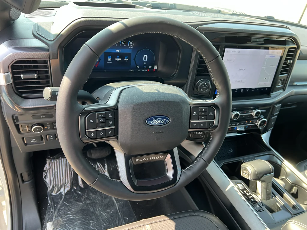 New 2026 Star White Metallic Tri-Coat Ford Platinum® image 10