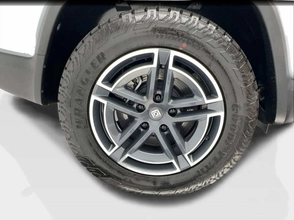 Used 2026 Blue Rivian Dual Motor Standard Pack image 15