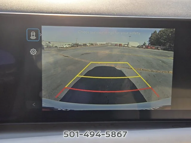 Used 2025 White Hyundai SEL image 22
