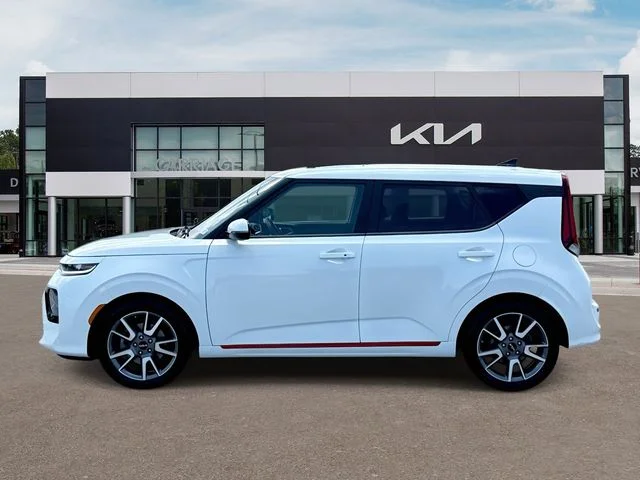 Used 2022 White Kia Turbo image 5