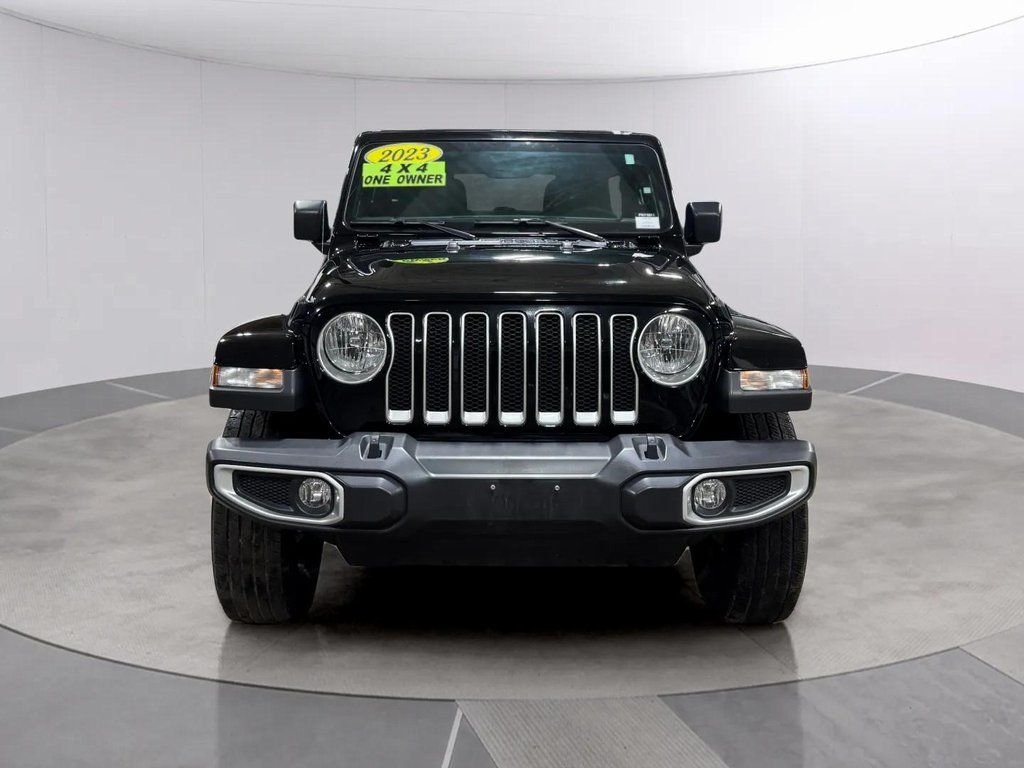 Used 2023 Black Jeep Sahara image 8