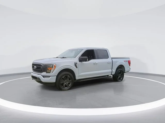 Used 2022 White Ford XLT image 4