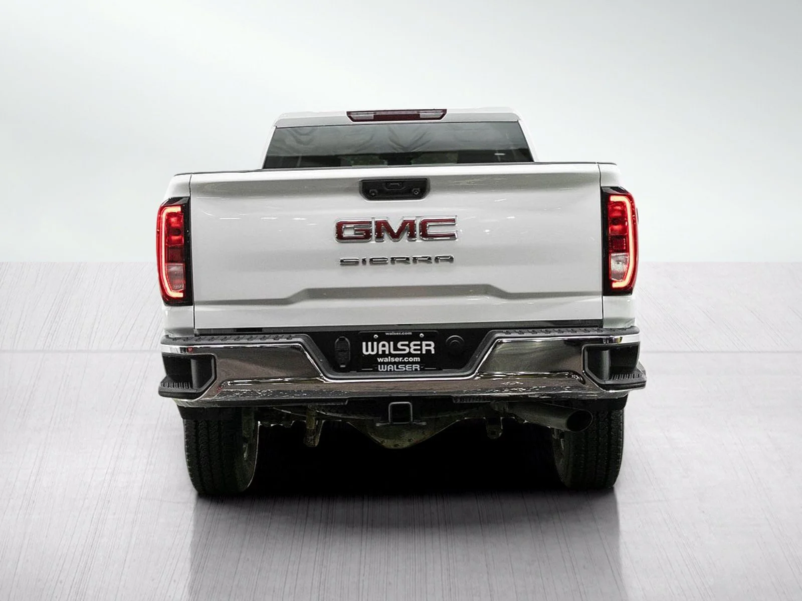Used 2025 Summit White GMC Pro image 4