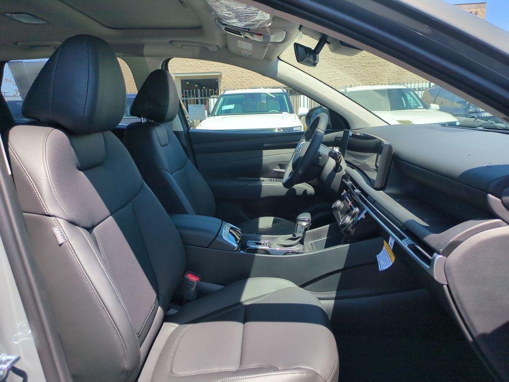 New 2026 Gray Hyundai SEL Premium FWD image 32