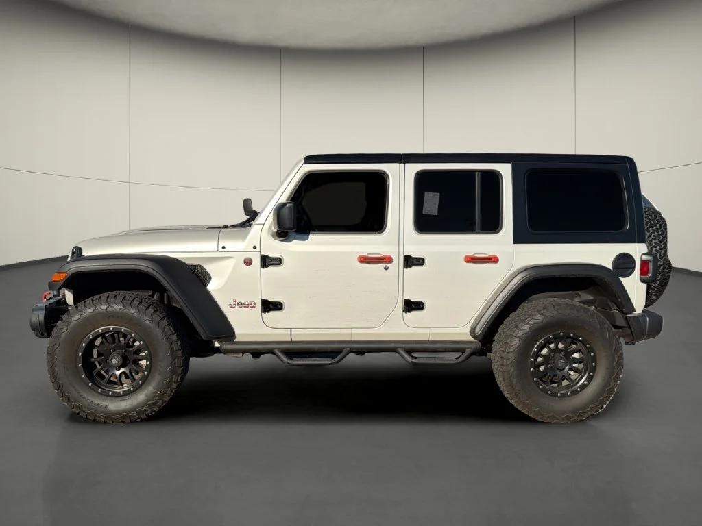 Used 2023 Red Jeep Rubicon image 4