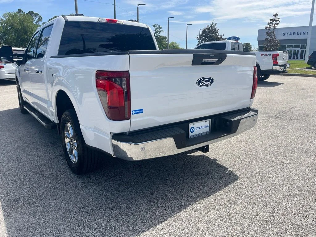 Used 2024 White Ford XLT image 9