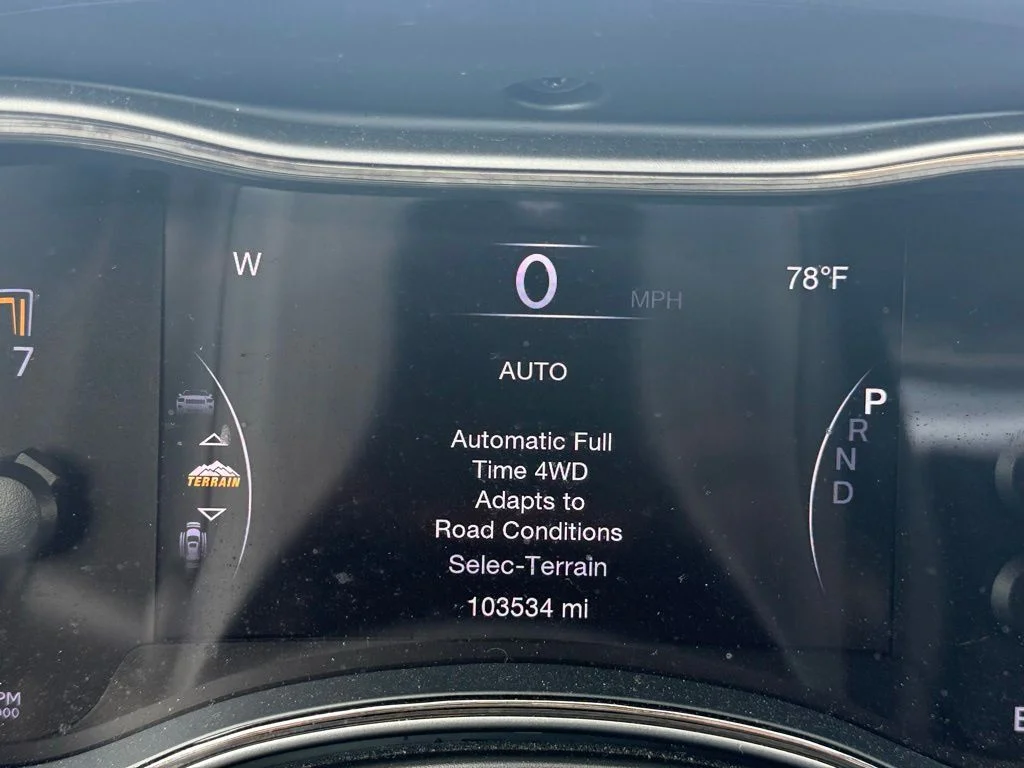 Used 2018 White Jeep Overland image 18