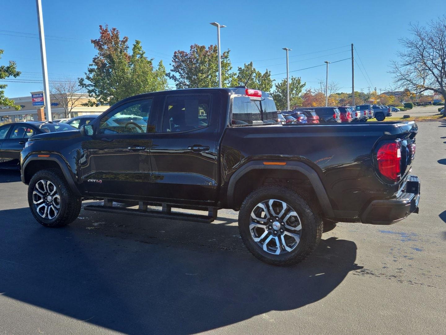 Used 2024 Onyx Black GMC AT4 image 4