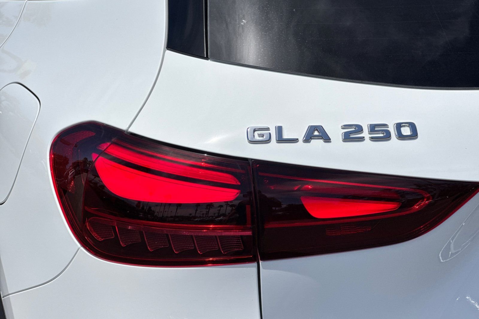 New 2026 Polar White Mercedes-Benz GLA 250 image 14