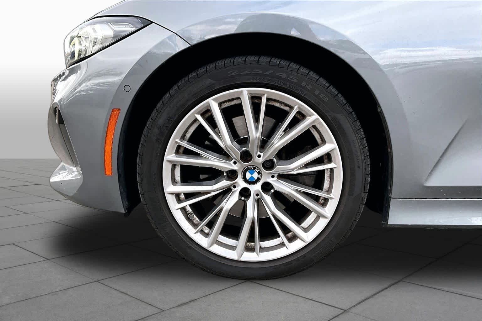 Used 2024 Skyscraper Grey Metallic BMW 330i image 10
