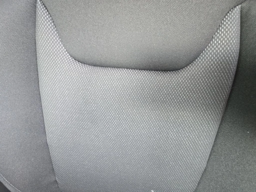 Used 2023 Red Jeep Latitude image 29
