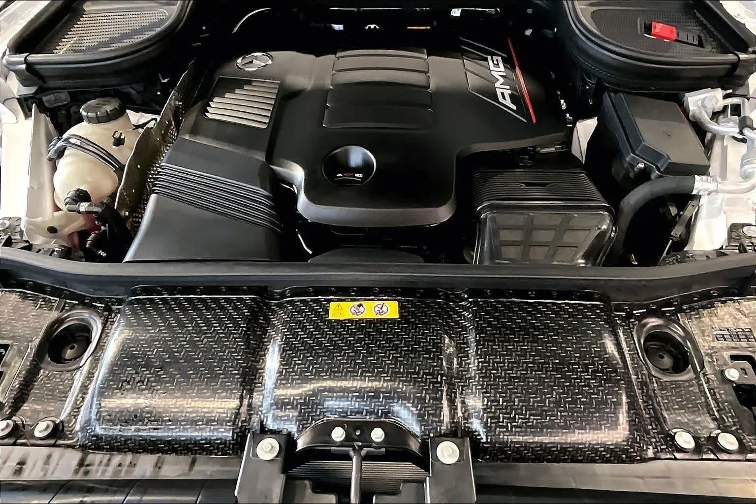 New 2026  Mercedes-Benz AMG® GLE 53 image 15