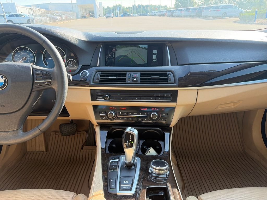 Used 2014 Jet Black BMW 535d image 24