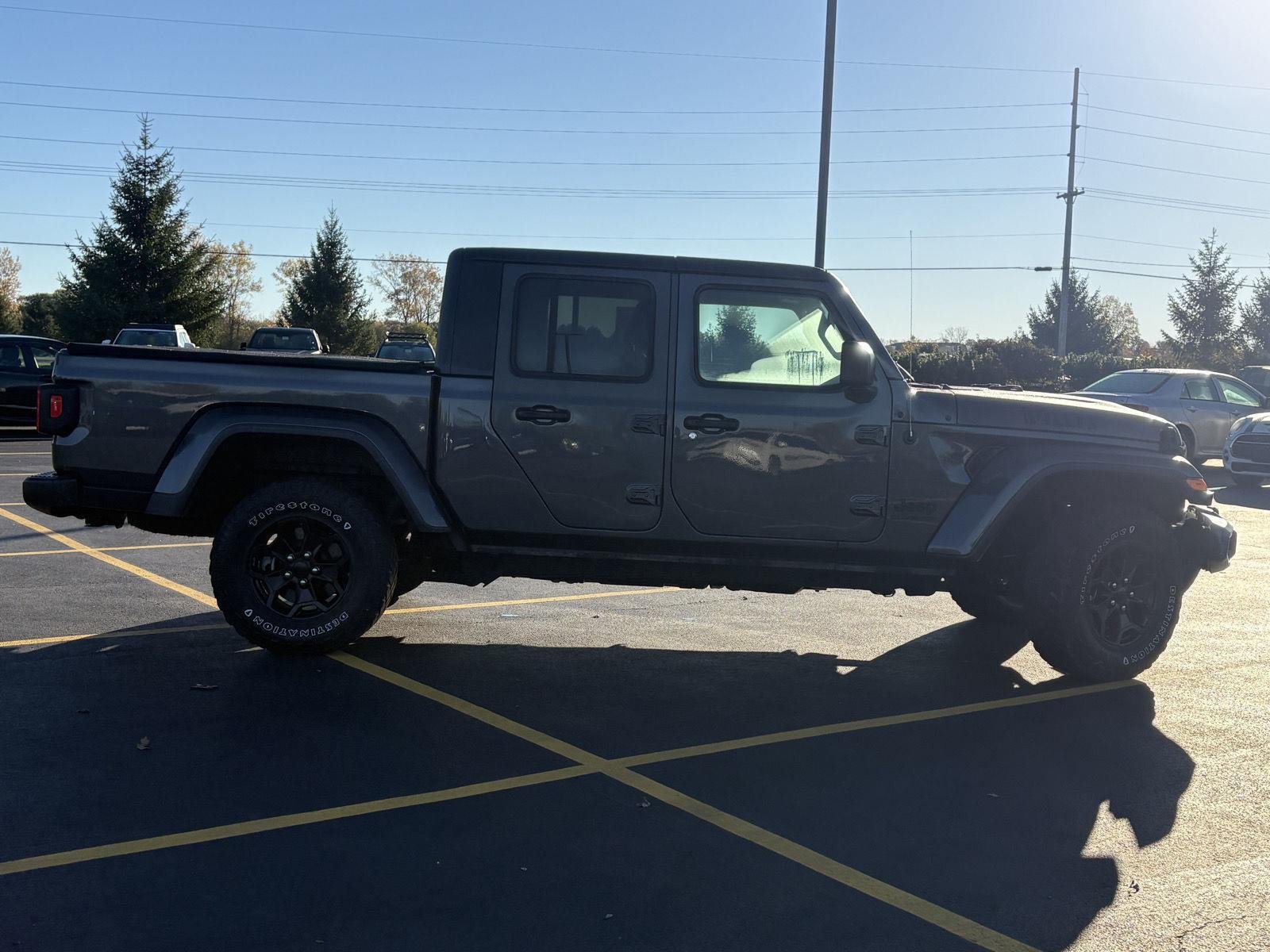 Used 2021 Granite Crystal Metallic Clearcoat Jeep Willys image 16