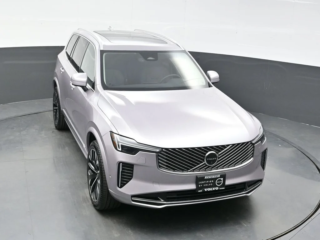 New 2026 Aurora Silver Volvo Plus image 28