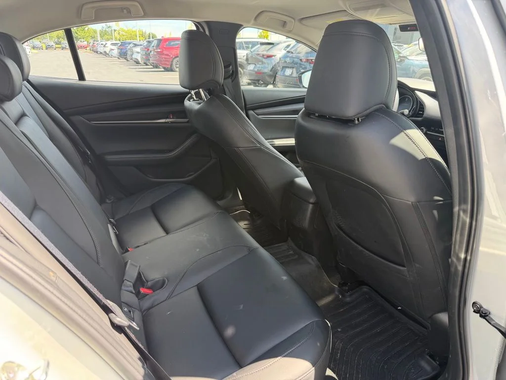 Used 2026 White Mazda 2.5 S Select Sport image 23