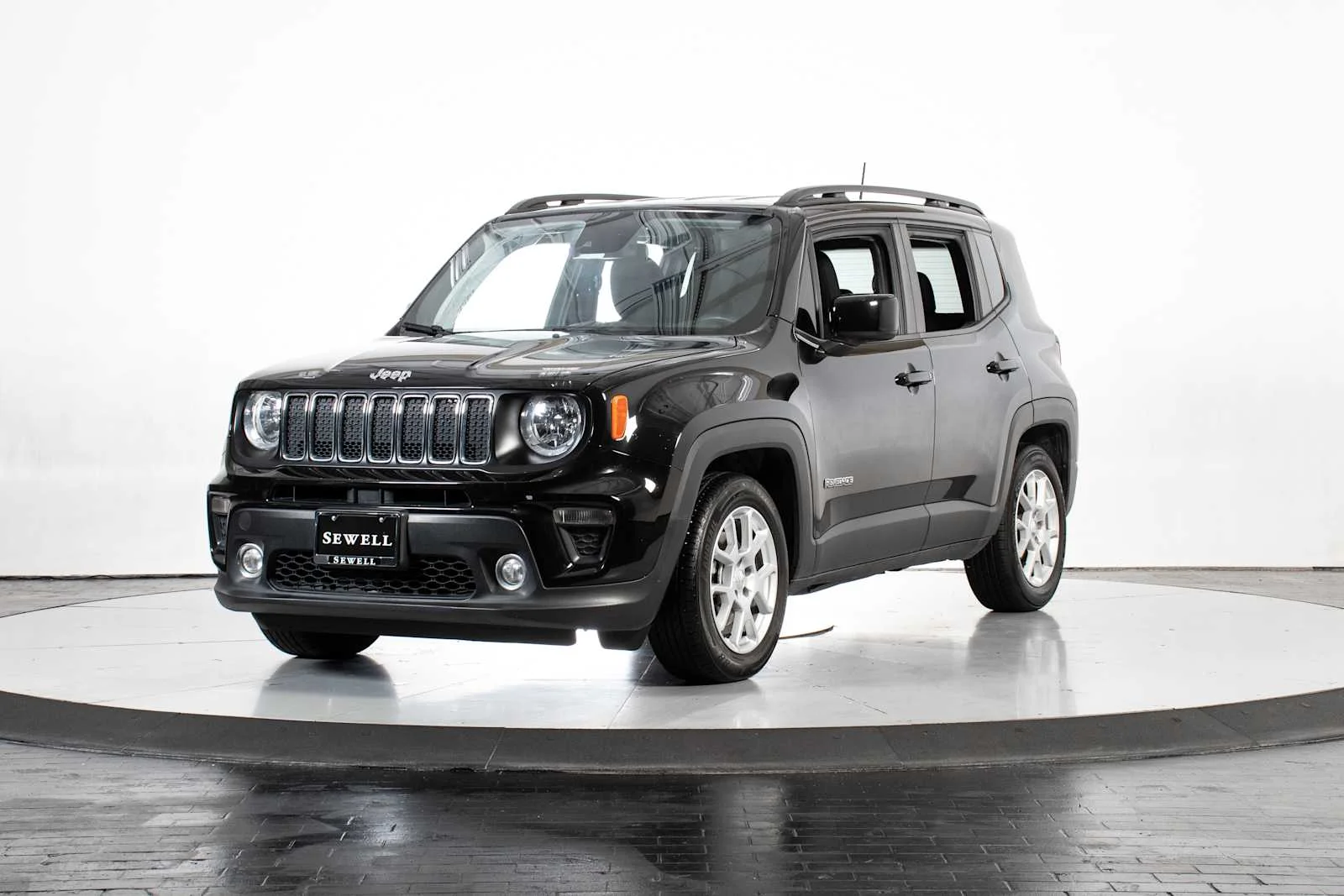 2021 Jeep Renegade Latitude FWD's photo