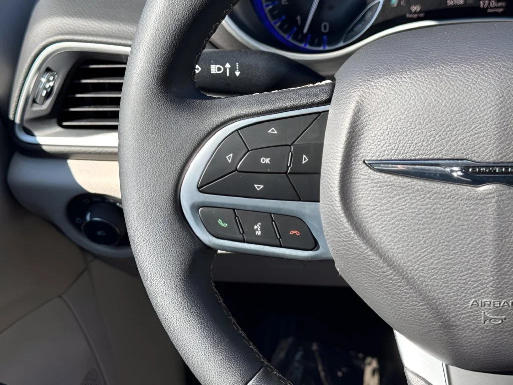 Used 2024 White Chrysler Touring L image 14
