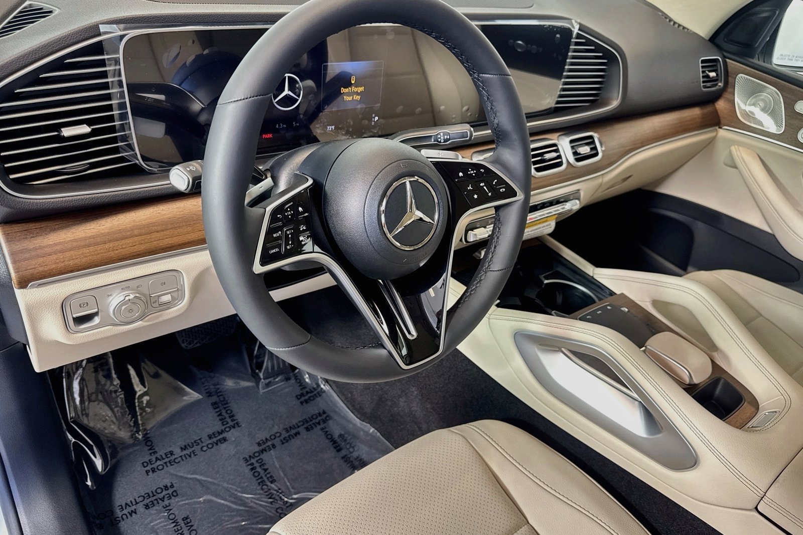 New 2026 Polar White Mercedes-Benz GLE 350 image 9