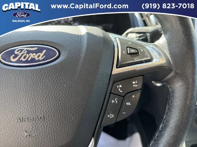 Used 2022 White Ford SEL image 23