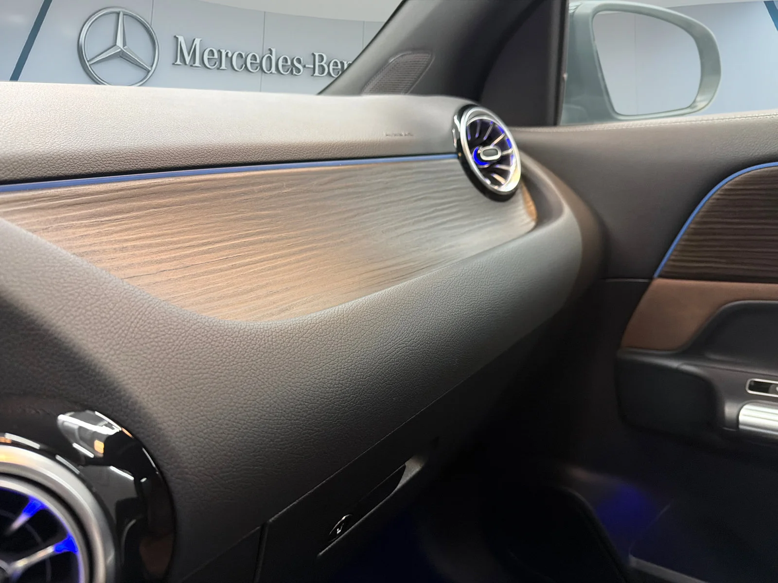 Certified Used 2026 Black Mercedes-Benz GLA 250 image 18