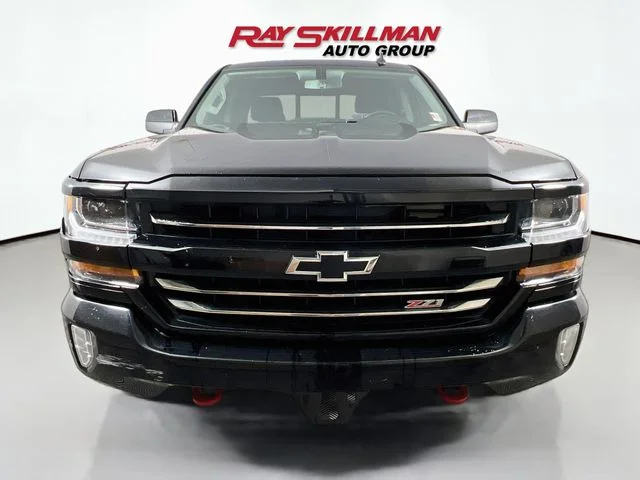 Used 2018 Black Chevrolet LT2 image 2