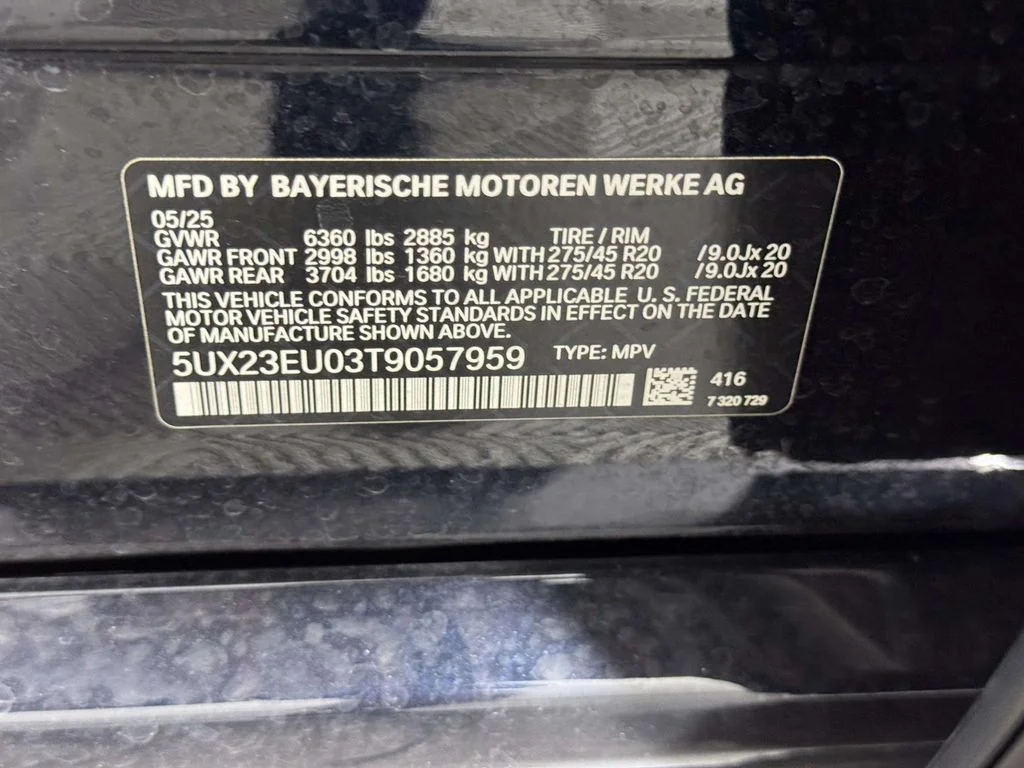 Used 2026 Black BMW xDrive40i image 16
