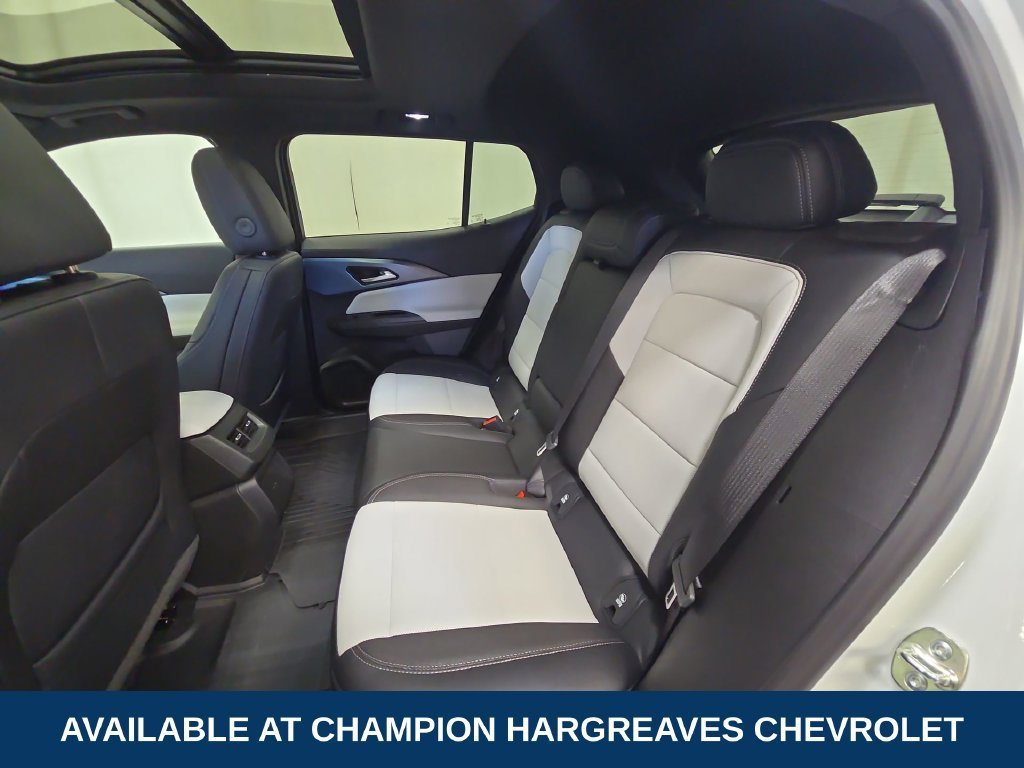 2025 Chevrolet Equinox EV LT - Photo 33