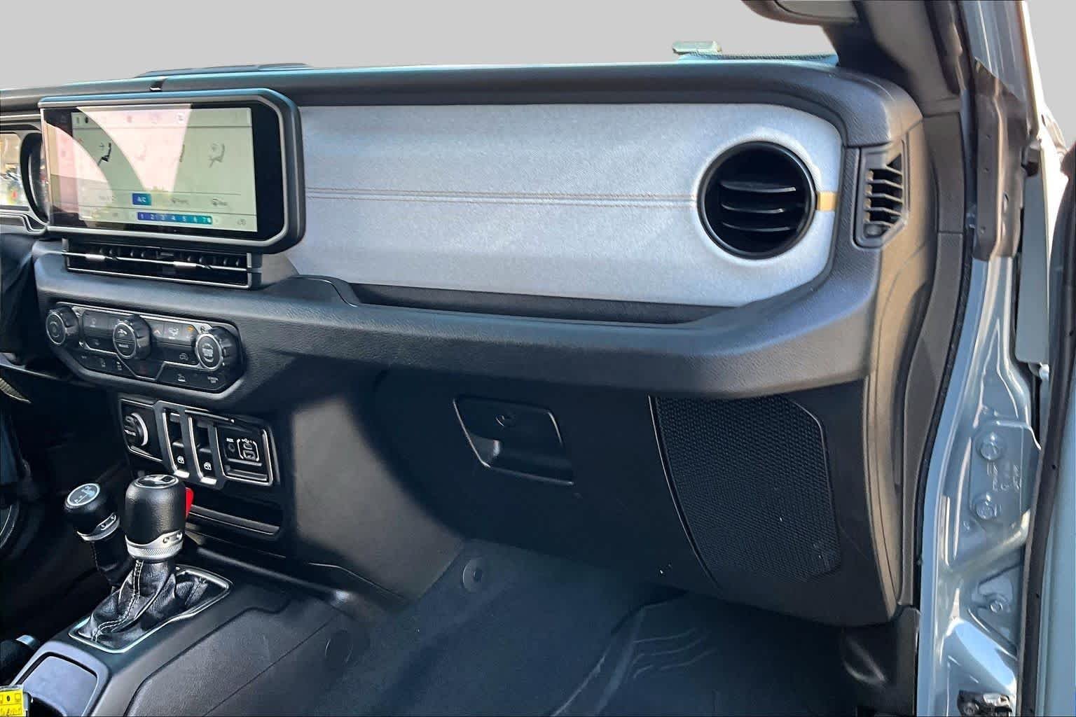 Used 2026 Anvil Clearcoat Jeep Sport image 16