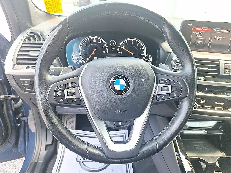 Used 2019 Blue Metallic BMW xDrive30i image 13