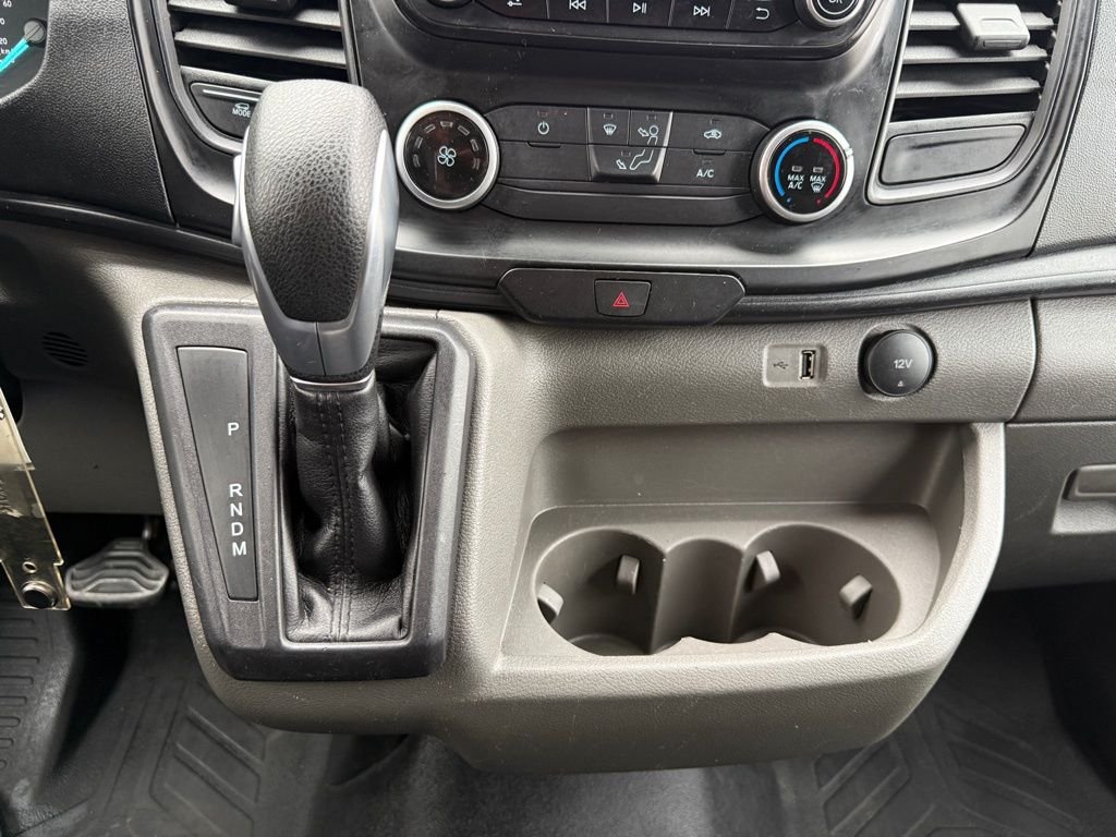 Used 2023 Oxford White Ford Base image 34