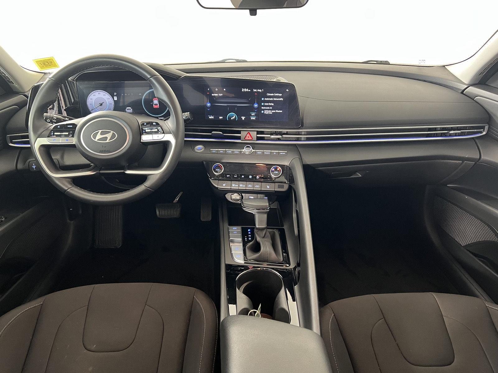 Used 2024 Serenity White Hyundai SEL image 22