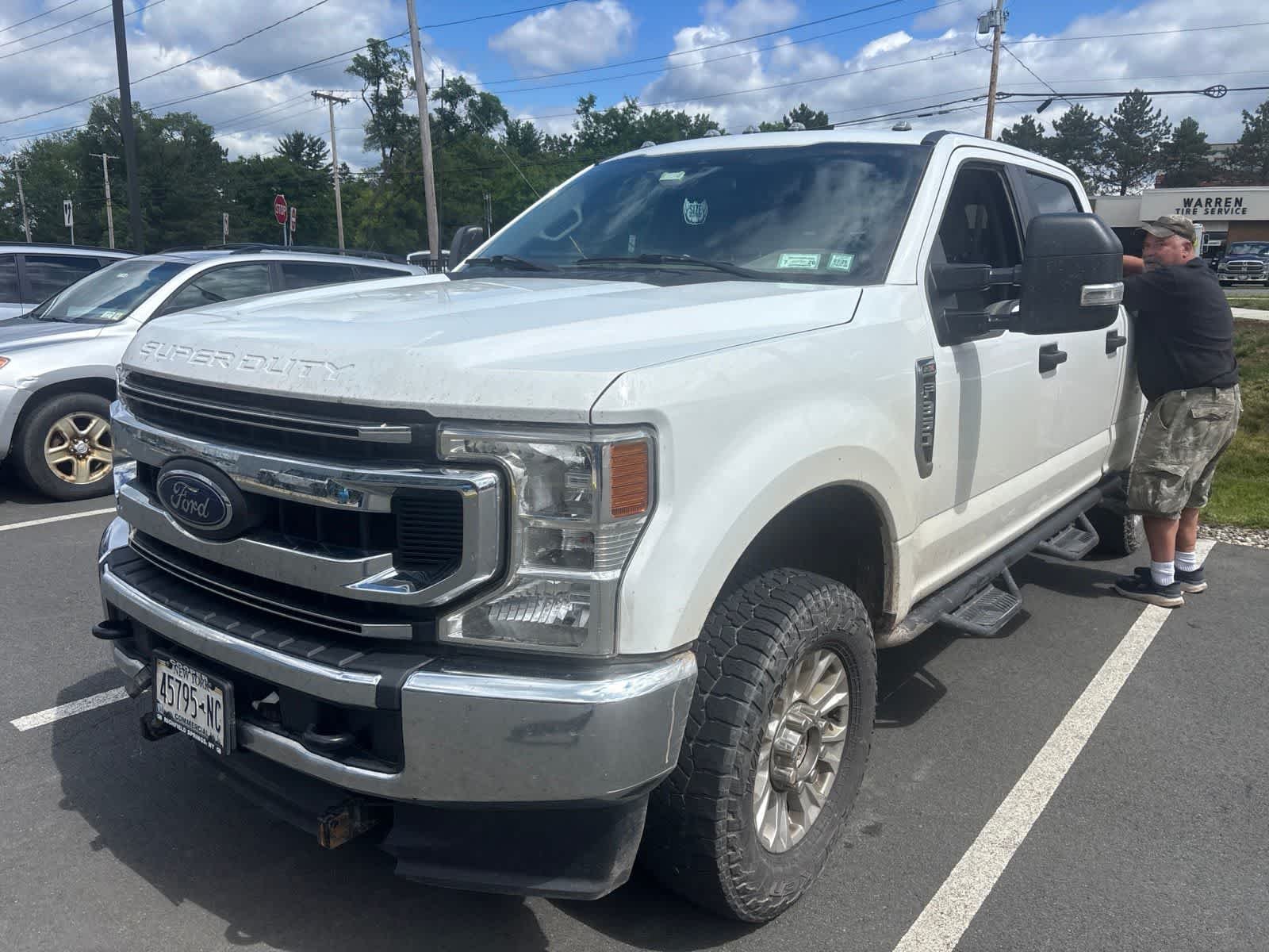 2022 Ford F-350 XL 4x4 Crew Cab 6-1/2' Box SRW's photo
