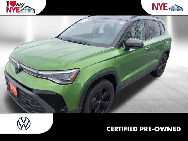2025 Volkswagen Taos 1.5T SE Black