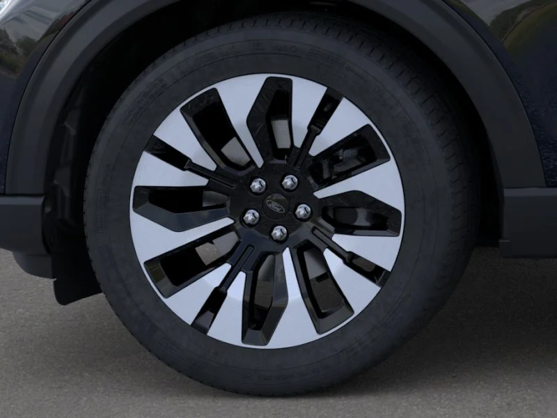 New 2026 Agate Black Metallic Ford Platinum™ image 19