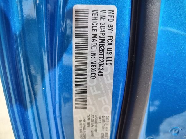 New 2026 Hydro Blue Pearl-Coat Exterior Paint Jeep Limited image 31