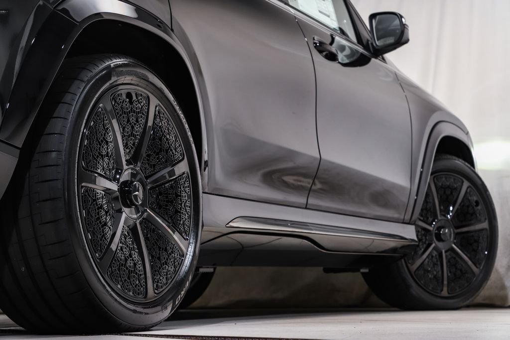 New 2026 Obsidian Black Mercedes-Benz Maybach GLS 600 image 26