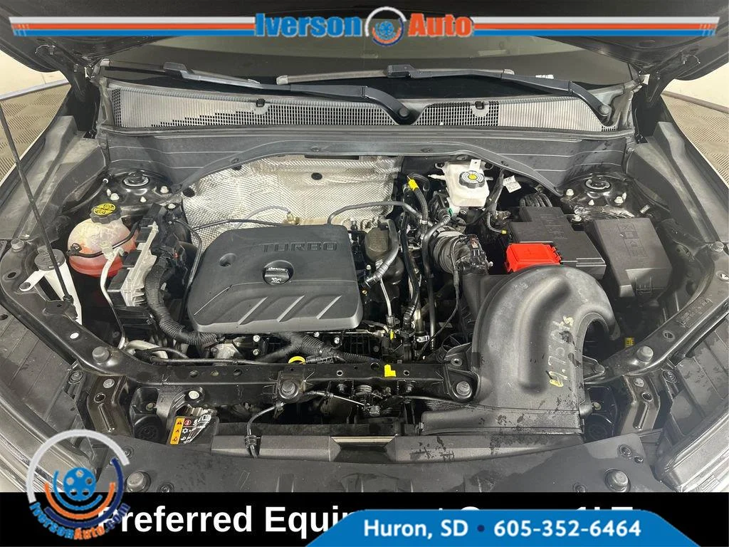Used 2022 Mosaic Black Metallic Chevrolet LT image 5