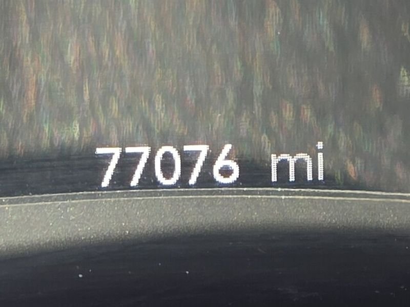 Used 2020 Ceramic Gray Clearcoat Chrysler Touring L Plus image 27