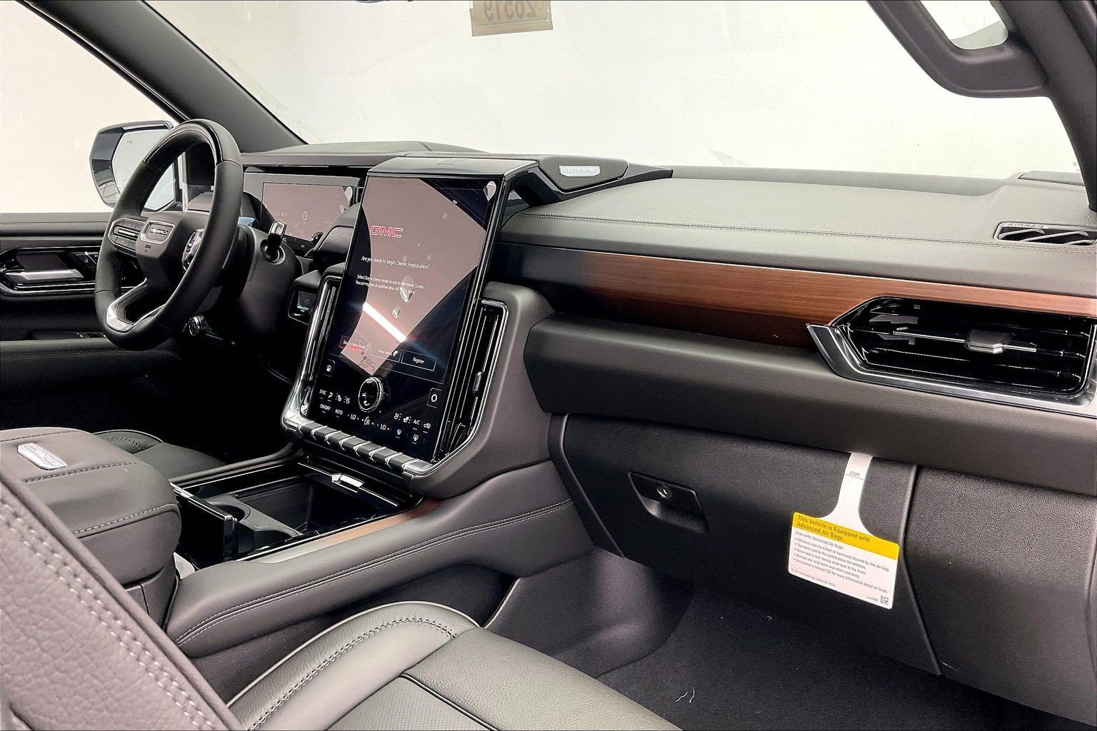 2026 GMC Yukon XL Denali - Photo 6