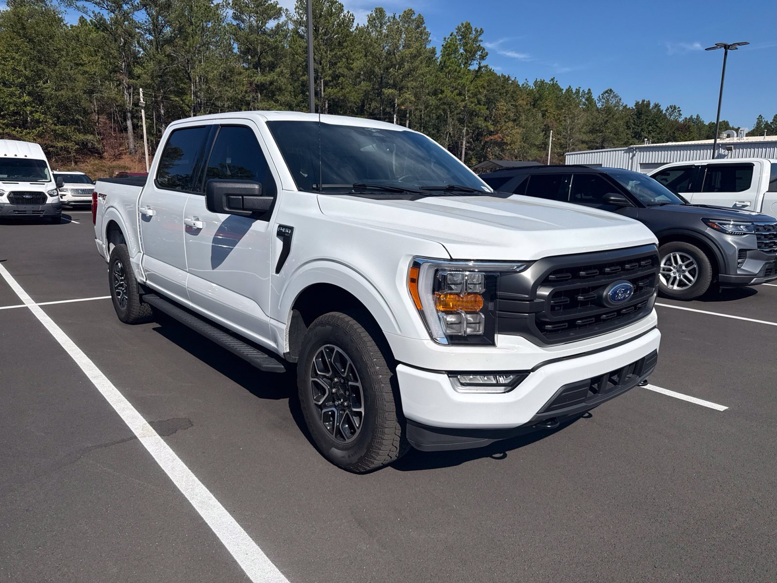 Used 2023 White Ford XLT image 1