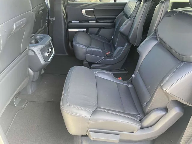 New 2026 White Ford Platinum image 5