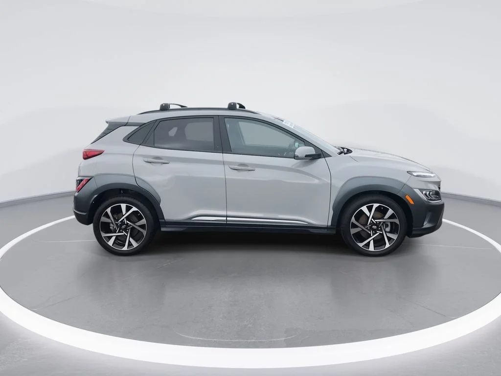 Used 2023 Silver Hyundai Limited image 9