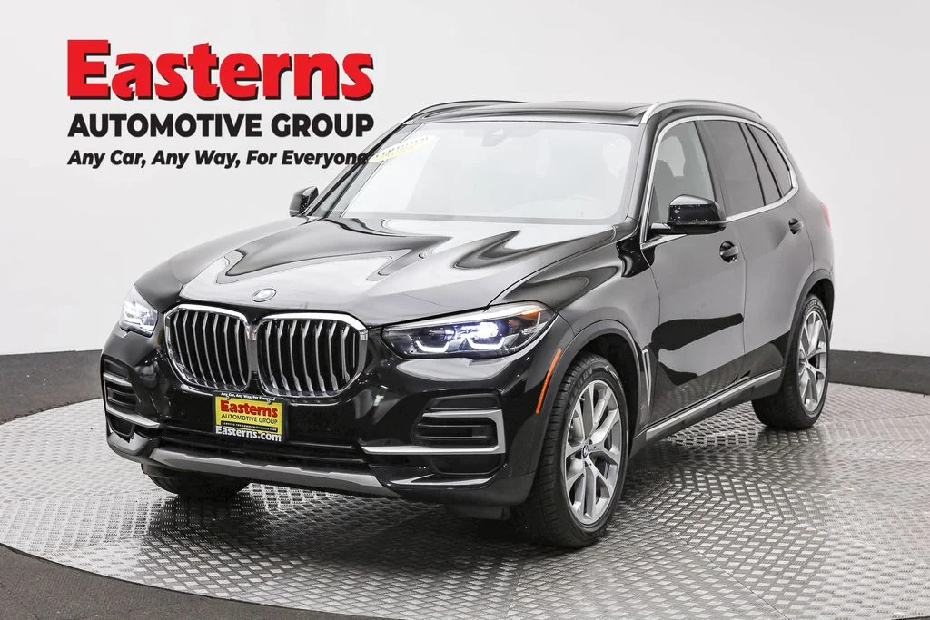 Used 2023 Black BMW xDrive40i image 1